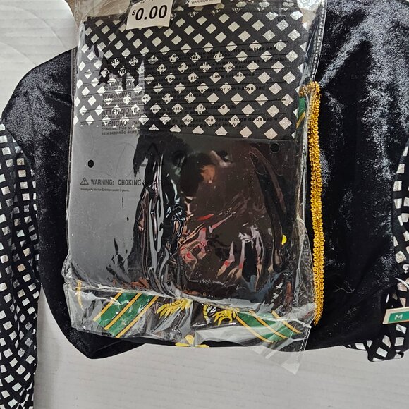 New Child Boy Costume Warrior King Knight Black Armor Silver Tunic Boot tops M - Picture 4 of 7